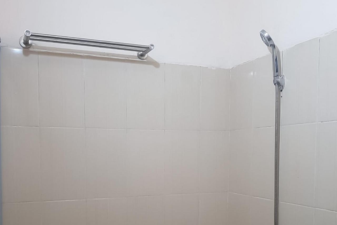 Waringin Residence Redpartner Medan Exteriör bild